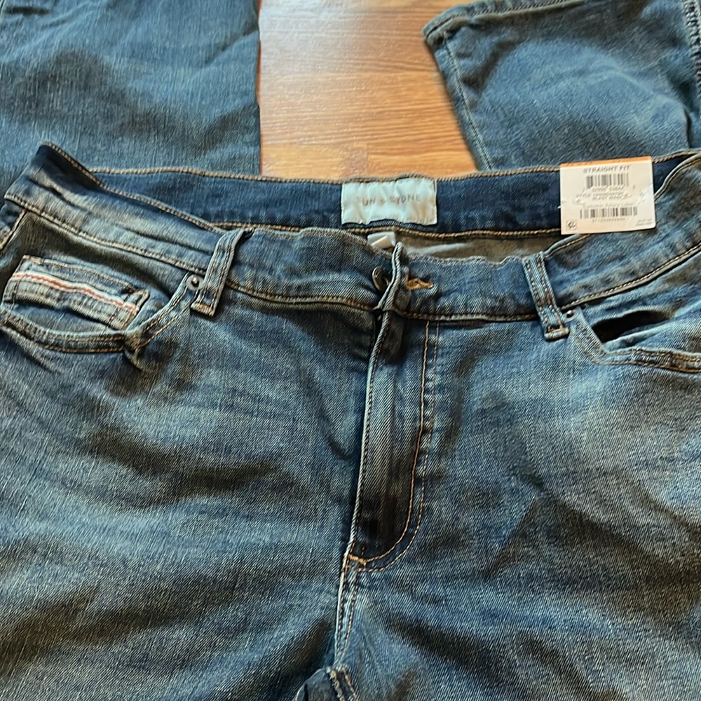 Sun & stone distressed jeans. Straight fit